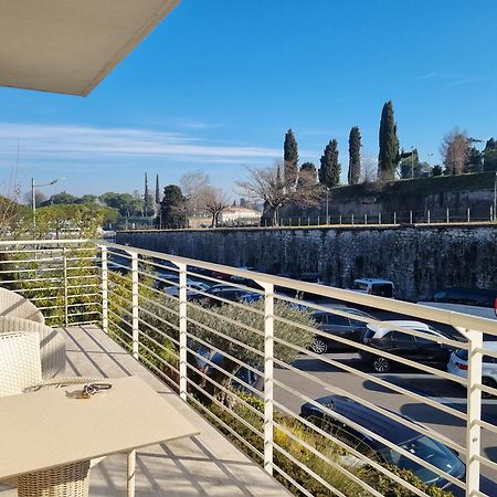 Aura Mura Peschiera del Garda Buitenkant foto